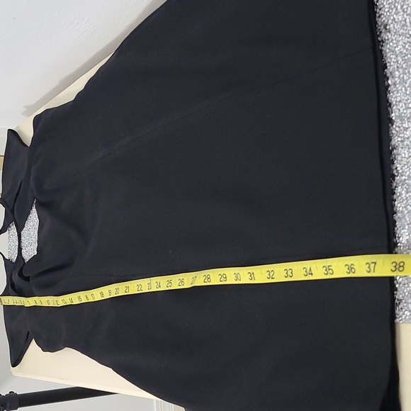 SZ 10 Cache Black Sleeveless Cut-Out Tailored Stretchy Dress - Picture 15 of 16